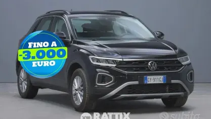Usata VW T-Roc Life 150 CV (110 kW) 2025 Deep black perlato SUV