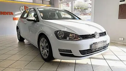 Bianco Usata 2013 VW Golf Highline Tre volumi | 6900 € (Super prezzo)