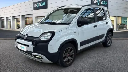 Usata Fiat Panda Cross Cross 70 CV (51 kW) 2022 Bianco Utilitaria