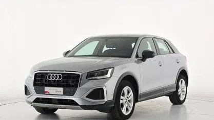 Usata Audi Q2 Admired 116 CV (85 kW) 2021 Argento fioretto metallizzato SUV