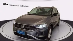 Usata 2023 VW T-Roc Life SUV | 25.900 € (Buon prezzo)