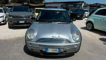 Usata Mini One D 75 CV (55 kW) 2005 Grigio Utilitaria