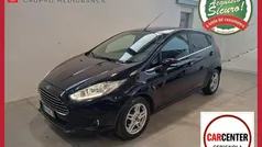 Nero Usata 2013 Ford Fiesta Titanium Due volumi | 5290 € (Buon prezzo)