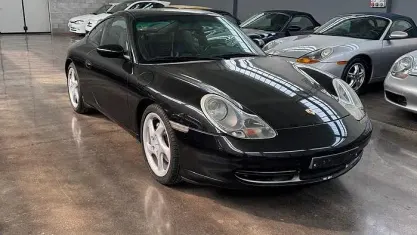 Usata Porsche 911 Carrera 4 300 CV (220 kW) 2001 Nero Coupé