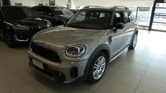 Beige Usata 2022 Mini Cooper D Countryman Classic SUV | 30.000 € (Buon prezzo)