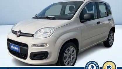 Usata 2016 Fiat Panda Lounge Due volumi | 9200 € (Cara)