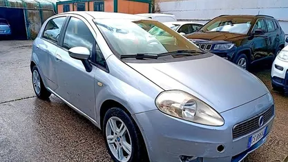 Usata Fiat Grande Punto Active 75 CV (55 kW) 2006 Grigio Utilitaria