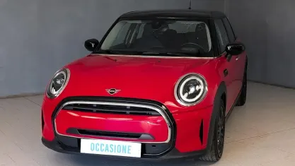 Usata Mini Cooper Classic 136 CV (100 kW) 2023 Rosso Utilitaria