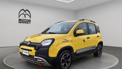 Usado Fiat Panda Cross Cross 70 HP (51 kW) 2021 Amarelo Citadino