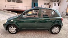 Verde Usata 2003 Toyota Yaris Sol Tre volumi | 1400 € (Ottimo prezzo)