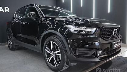 Usado Volvo XC40 R-Design 150 CV (110 kW) 2019 Negro SUV