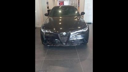 Usata Alfa Romeo Giulia Veloce 160 CV (117 kW) 2024 Nero Berlina