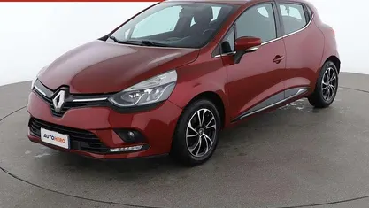 Rosso Usata 2017 Renault Clio IV Zen Due volumi | 9199 € (Buon prezzo)
