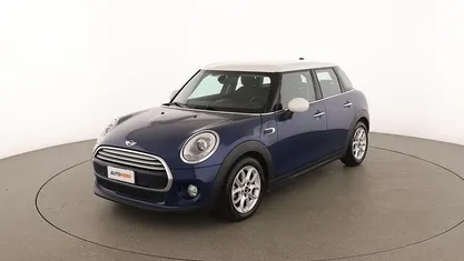Usata Mini Cooper D 116 CV (85 kW) 2015 Blu Utilitaria