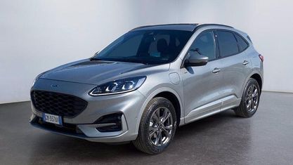 Begagnad Ford Kuga ST-Line X 225 HK (165 kW) 2023 Silver SUV