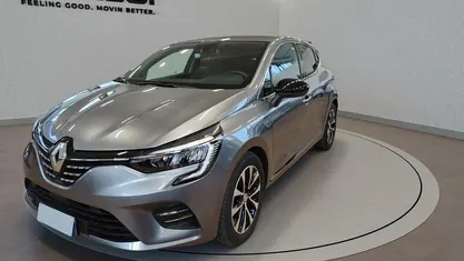 Usata Renault Clio V Techno 91 CV (66 kW) 2023 Antracite Berlina