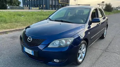 Usata Mazda 3 105 CV (77 kW) 2003 Blu/azzurro Berlina