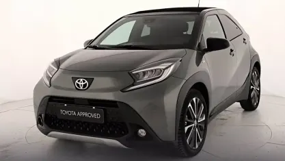 Usata Toyota Aygo X Lounge 72 CV (52 kW) 2023 Verde SUV