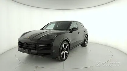 Nero Usata 2024 Porsche Cayenne SUV | 89.900 €