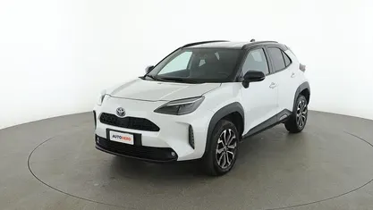 Bianco Usata 2023 Toyota Yaris Hybrid Trend | 20.899 € (Buon prezzo)