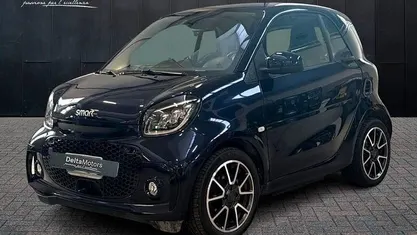 Usata Smart ForTwo Coupé Prime 60 kW (82 CV) 2021 Nero Utilitaria