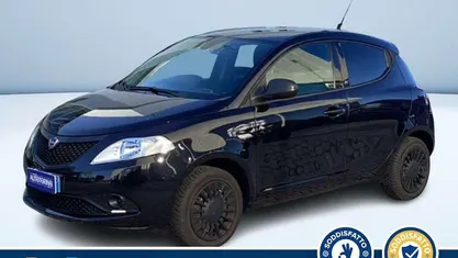 Usata Lancia Ypsilon S 69 CV (50 kW) 2019 Nero metallizzato Utilitaria