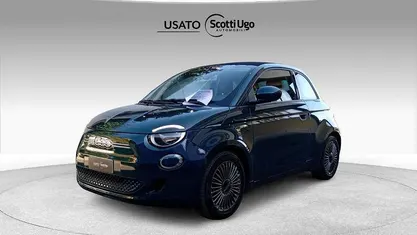 Usata Fiat 500e Icon 86 kW (118 CV) 2022 Blu Cabrio