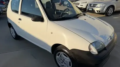 Usata Fiat 600 54 CV (39 kW) 2008 Bianco Utilitaria