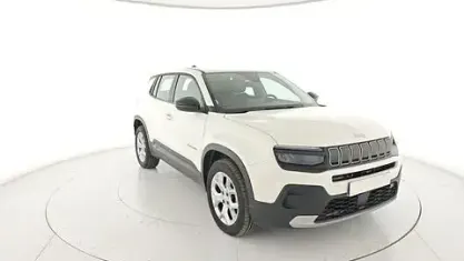 Usata Jeep Avenger Altitude 101 CV (74 kW) 2024 Bianco SUV
