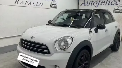 Usata Mini Park Lane Countryman 111 CV (81 kW) 2015 Bianco SUV
