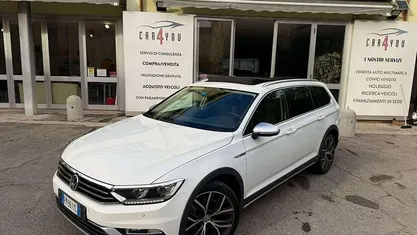 Usata VW Passat Alltrack 239 CV (175 kW) 2017 Bianco Station wagon