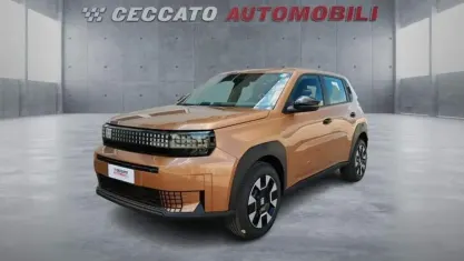 Nuova Fiat Grande Panda Icon 100 CV (73 kW) 2026 Bianco Utilitaria