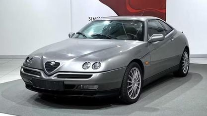Usata Alfa Romeo GTV 220 CV (161 kW) 1997 Grigio Coupé