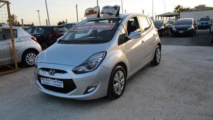 Usata Hyundai ix20 Xpossible 90 CV (66 kW) 2015 Grigio Utilitaria