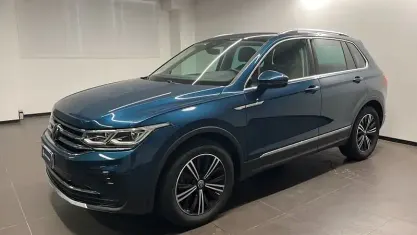 Usata VW Tiguan Elegance 150 CV (110 kW) 2022 Blu SUV