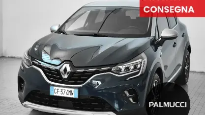 Usata Renault Captur Intens 143 CV (105 kW) 2021 Grigio SUV