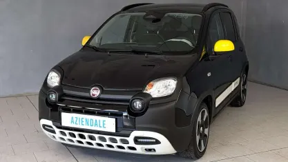 Gebraucht Fiat Panda Cross Cross 70 PS (51 kW) 2024 Schwarz Kleinwagen