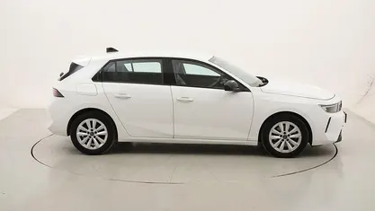 Usata Opel Astra Edition 131 CV (96 kW) 2022 Berlina