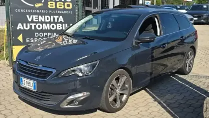 Usata Peugeot 308 SW Allure 114 CV (83 kW) 2015 Blu/azzurro Station wagon
