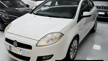 Usata Fiat Bravo Emotion 120 CV (88 kW) 2011 Utilitaria