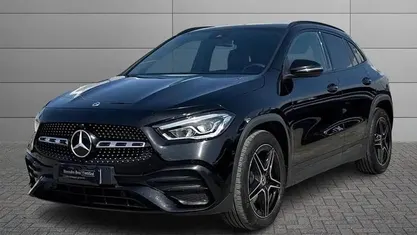 Usata Mercedes GLA200 Premium 150 CV (110 kW) 2022 Nero SUV