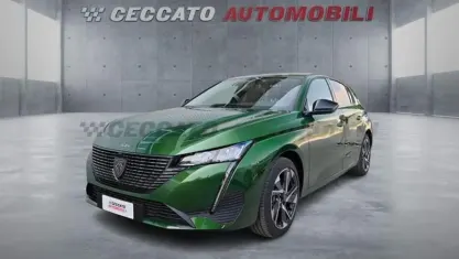 Nuova Peugeot 308 Allure 136 CV (100 kW) 2025 Verde Berlina