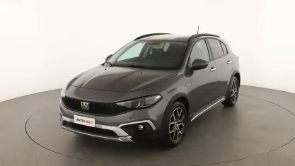 Usata Fiat Tipo Cross 131 CV (96 kW) 2024 Grigio