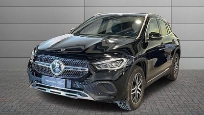 Gebraucht Mercedes GLA180 116 PS (85 kW) 2022 Schwarz SUV