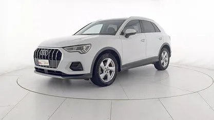 Usata Audi Q3 Advanced 150 CV (110 kW) 2024 Bianco ghiacciaio metallizzato SUV