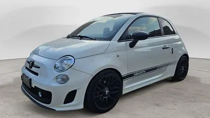 Usata Abarth 500C Custom 135 CV (99 kW) 2014 Cabrio
