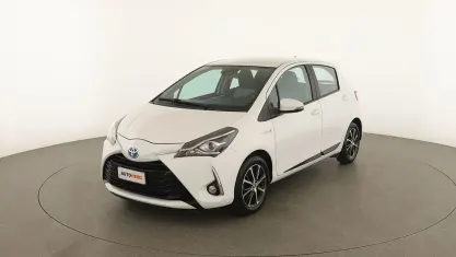 Usata Toyota Yaris Active 101 CV (74 kW) 2018 Bianco