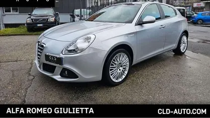 Grigio Usata 2011 Alfa Romeo Giulietta Exclusive Tre volumi | 7999 € (Buon prezzo)