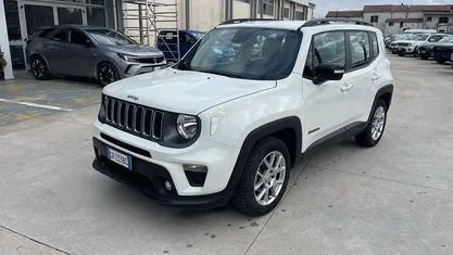 Bianco Usata 2023 Jeep Renegade Limited SUV | 18.950 € (Buon prezzo)