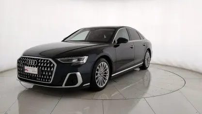 Usata Audi A8 286 CV (210 kW) 2024 Bluazzurro Berlina